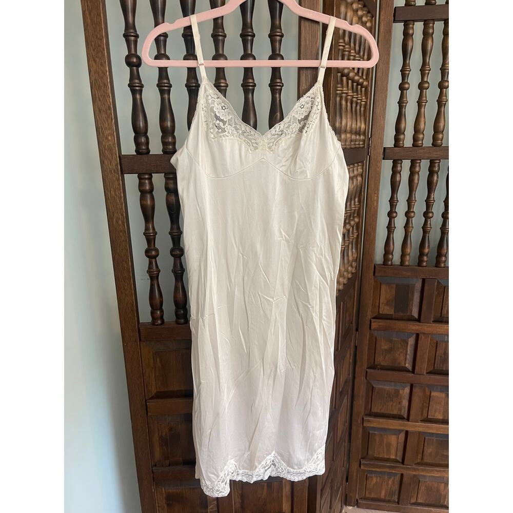 Vintage Body Lites JC Penney Nightgown Slip Lace Bridal Size 36‎ 26 Small Medium